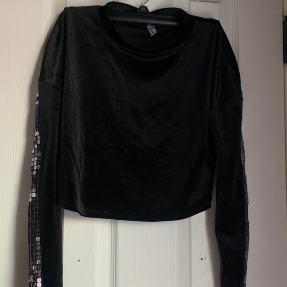 Shirt - Picture 1 of 1